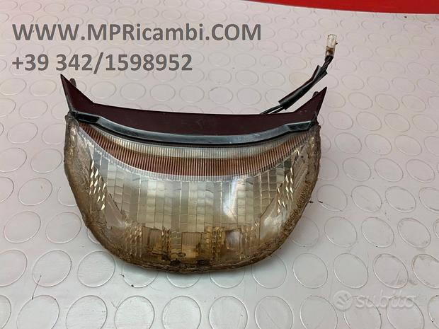 Subito FARO POSTERIORE HONDA CBR 1000 RR 2004 2005
