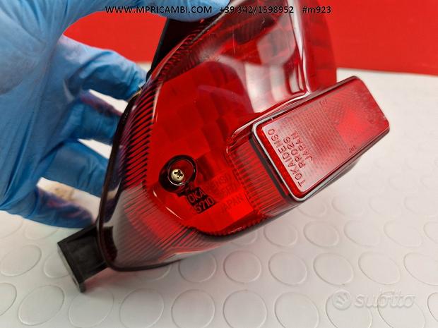 Subito FARO POSTERIORE SUZUKI GSXR 1000 2001 2002