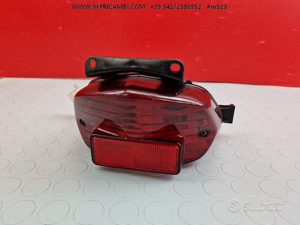 Subito FARO POSTERIORE SUZUKI GSXR 1000 2001 2002