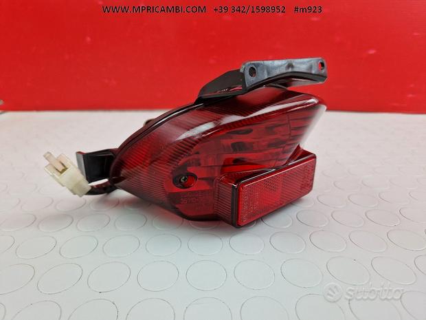 Subito FARO POSTERIORE SUZUKI GSXR 1000 2001 2002