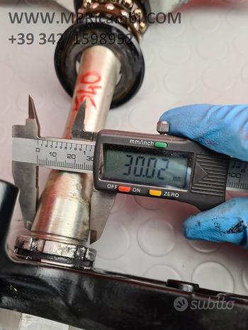 Subito FORCELLA STELI YAMAHA R1 2002 2003 YZF