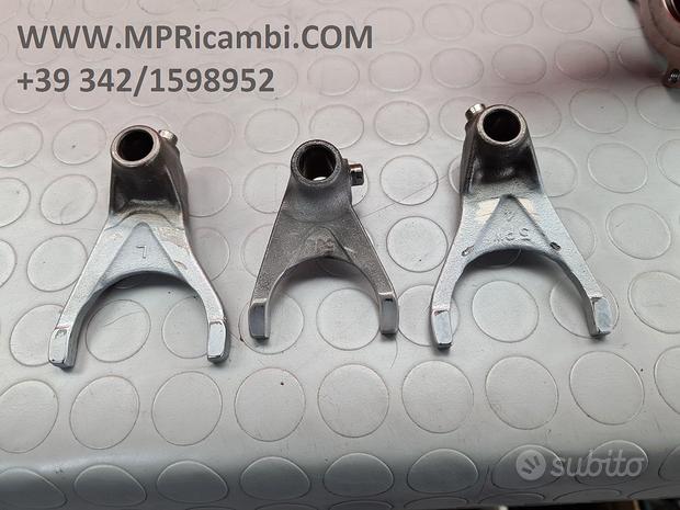 Subito FORCHETTE CAMBIO YAMAHA R1 2002 2003 YZF