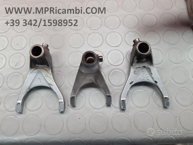 Subito FORCHETTE CAMBIO YAMAHA R1 2002 2003 YZF