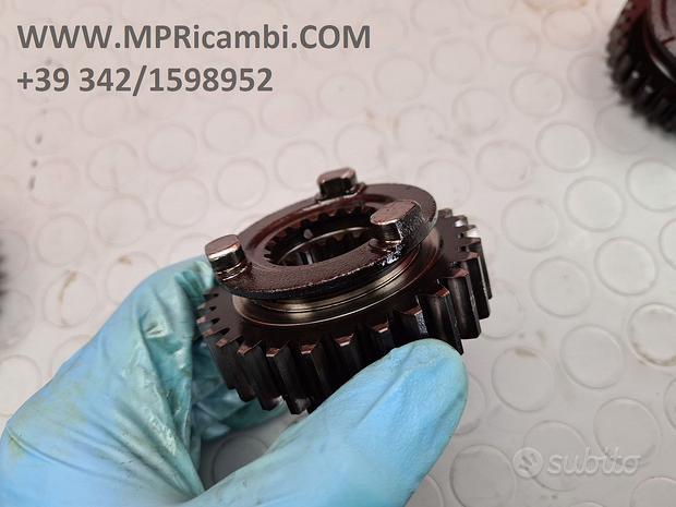 Subito INGRANAGGIO Z29 YAMAHA R1 2002 2003 YZF