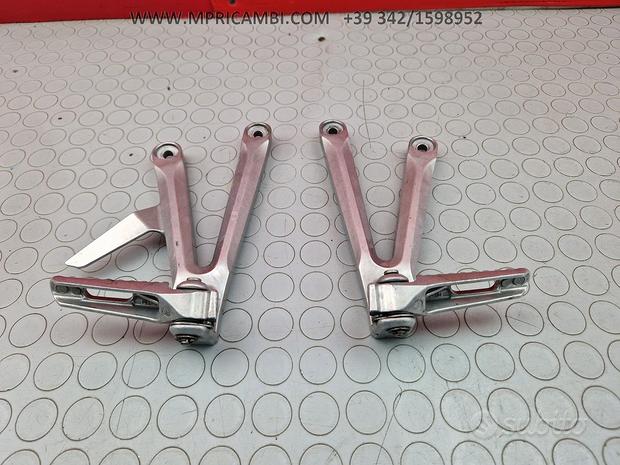 Subito PEDANE PASSEGGERO HONDA CBR 600 2005 2006