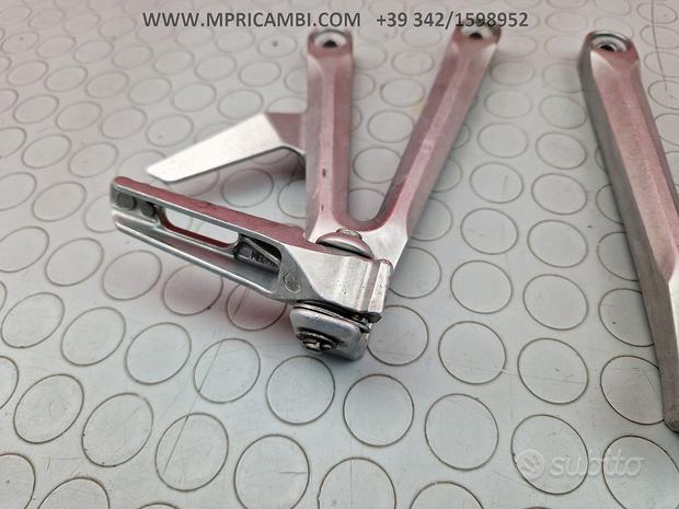 Subito PEDANE PASSEGGERO HONDA CBR 600 2005 2006