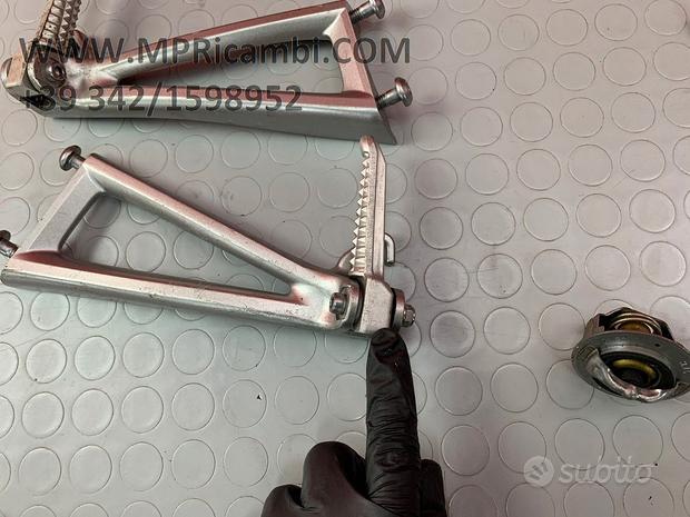 Subito PEDANE PASSEGGERO YAMAHA R6 2006 2007