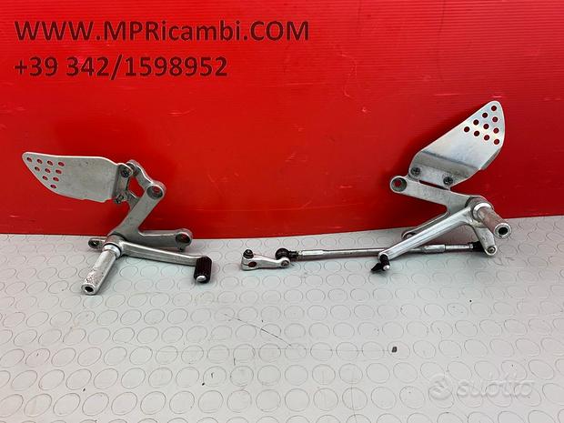 Subito PEDANE PILOTA HONDA CBR 919 1996 1997 900