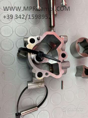 Subito POMPA ACQUA YAMAHA R1 2007 2008 YZF