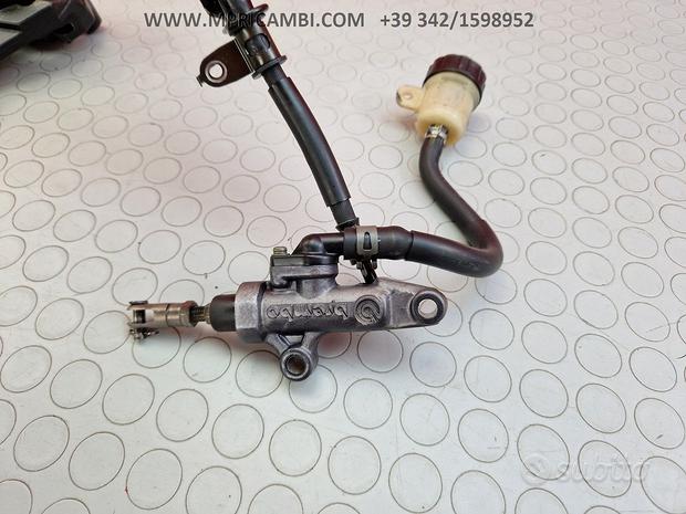Subito POMPA POSTERIORE YAMAHA R1 2003 2002