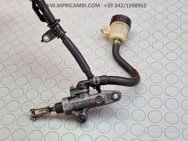 Subito POMPA POSTERIORE YAMAHA R1 2003 2002