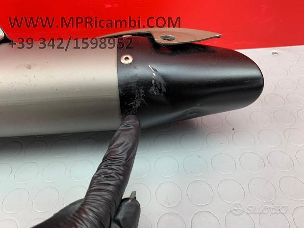 Subito SCARICO DESTRO YAMAHA R1 2004 2005 2006