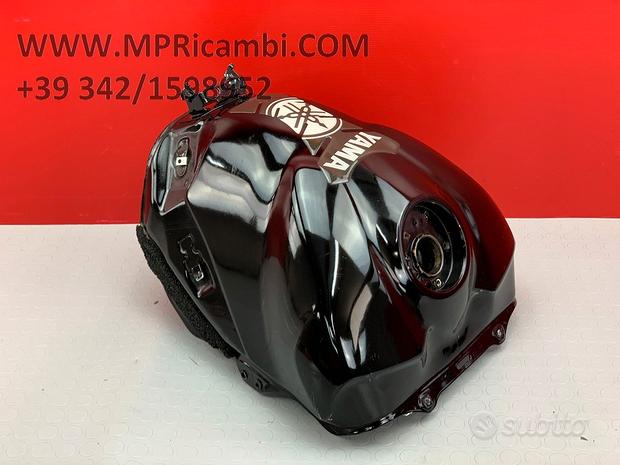 Subito SERBATOIO NERO YAMAHA R1 2007 2008 YZF