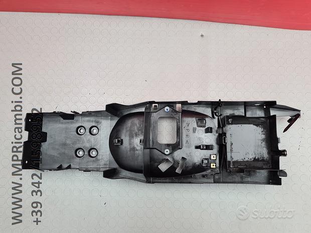 Subito SOTTOCODONE SOTTO YAMAHA R1 2002 2003 YZF