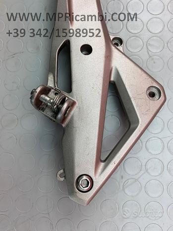 Subito SUPPORTO PEDANA HONDA HORNET 600 2008 2009