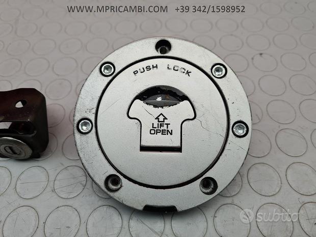 Subito TAPPO SERRATURE HONDA CBR 954 2002 2003