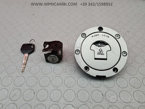 Subito TAPPO SERRATURE HONDA CBR 954 2002 2003