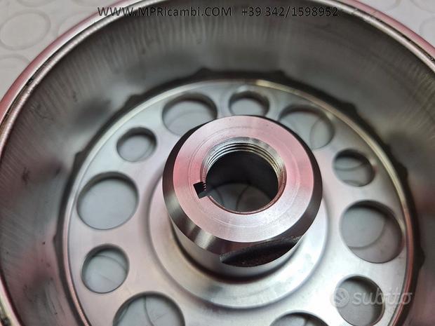 Subito VOLANO MAGNETE HONDA CBR 600 RR 2006 2005