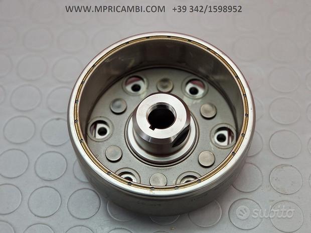 Subito VOLANO MAGNETE HONDA HORNET 600 2003 2004
