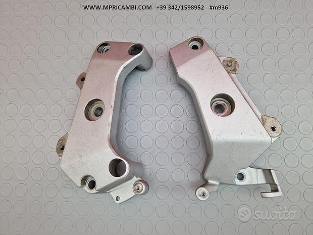 Subito SUPPORTI LATERALI HONDA HORNET 600 2003 2004