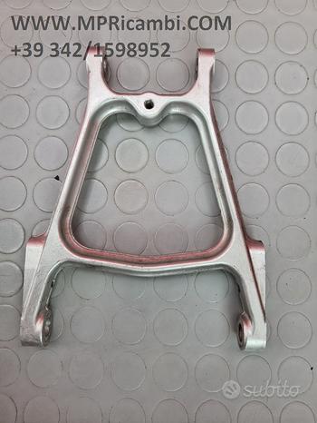 Subito SUPPORTI MOTORE BENELLI TNT 899 2007 2008 TNT899 2