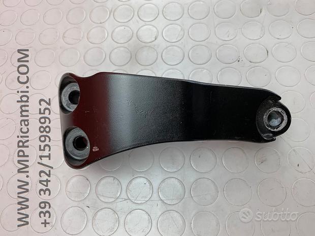 Subito SUPPORTO MOTORE KAWASAKI Z750 2004 2005 2006