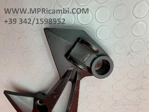 Subito SUPPORTO PEDANA KAWASAKI Z750 2007 2008 2009