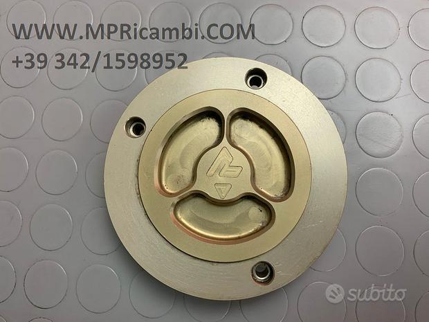 Subito TAPPO SERBATOIO SUZUKI GSXR 1000 2006 2005 K6 K5 G