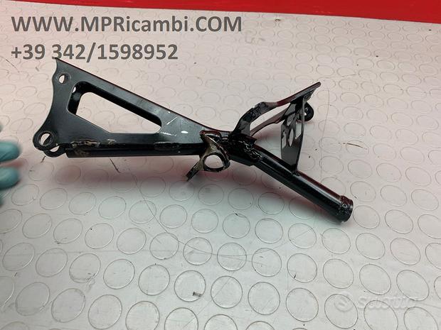 Subito TELAIETTO ANTERIORE HONDA CBR 919 1996 1997 900