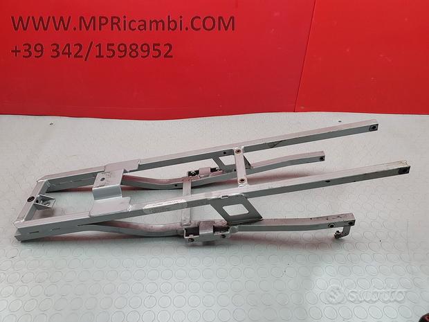 Subito TELAIETTO POSTERIORE DERBI GPR 125 2007 2006 GPR12