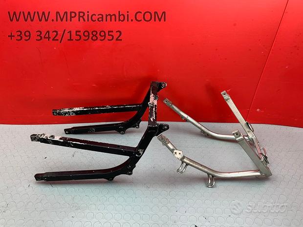 Subito TELAIETTO POSTERIORE SUZUKI GSXR 600 1999 2000 GSX