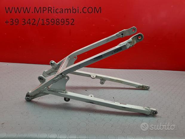 Subito TELAIETTO POSTERIORE SUZUKI RM 250 1998 1999 RM250