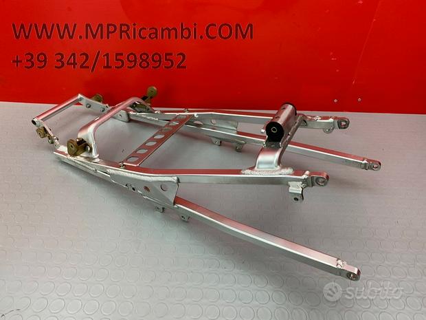 Subito TELAIETTO POSTERIORE YAMAHA R6 1999 2000 2001 YZF