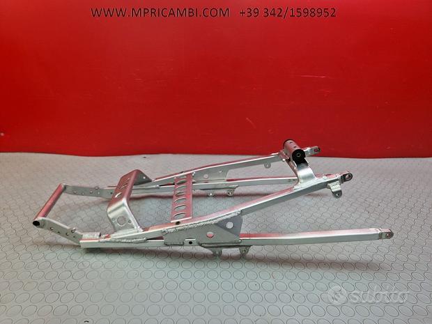 Subito TELAIETTO POSTERIORE YAMAHA R6 1999 2002 YZF 2000