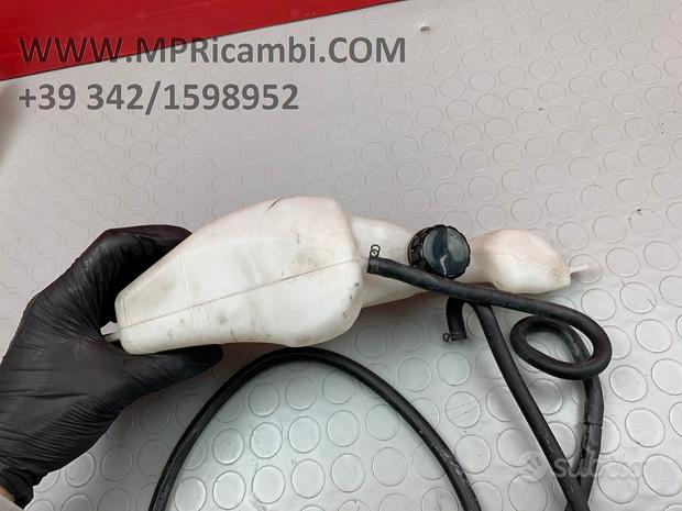 Subito VASCHETTA ACQUA KAWASAKI Z750 2007 2008 2009