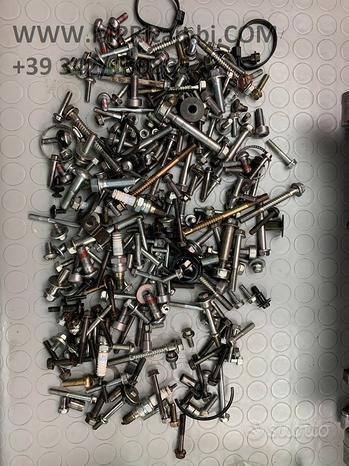 Subito VITERIA COMPLETA HONDA CBR 600 RR 2005 2006 600RR