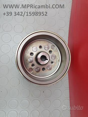 Subito VOLANO MAGNETE DERBI GPR 125 2007 2006 GPR125 2008