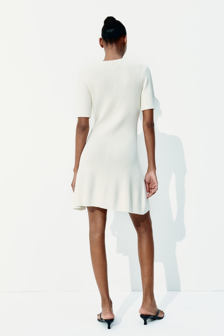 H&M Abito In Maglia A Coste Con Bottoni Davanti - Crema - DONNA