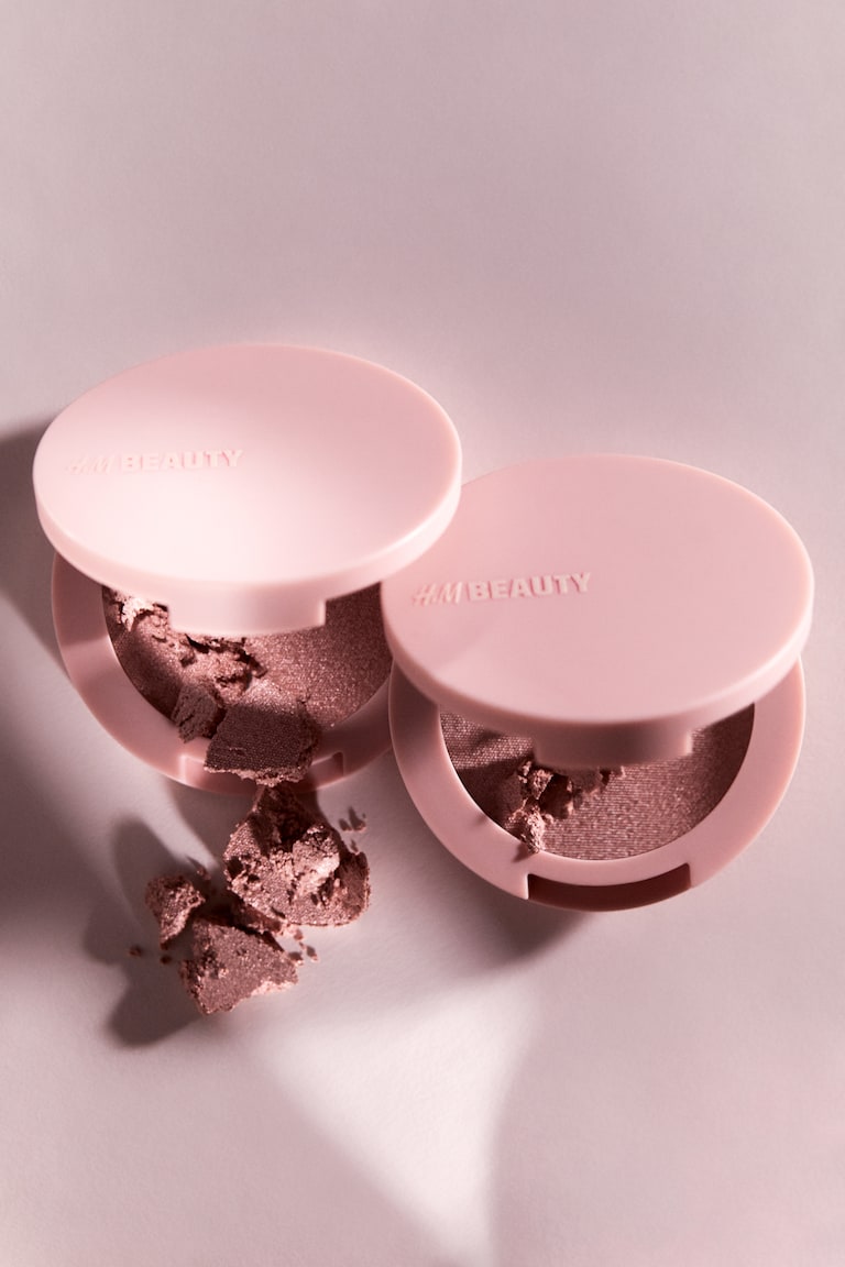 H&M At First Light Highlighter In Polvere - Glass Slipper - Beauty All