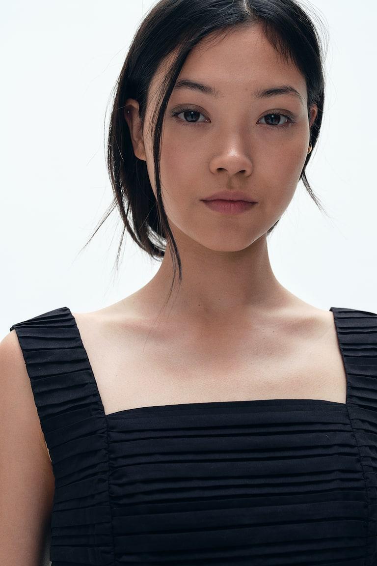 H&M Abito Plissettato Con Gonna Svasata - Nero - DONNA