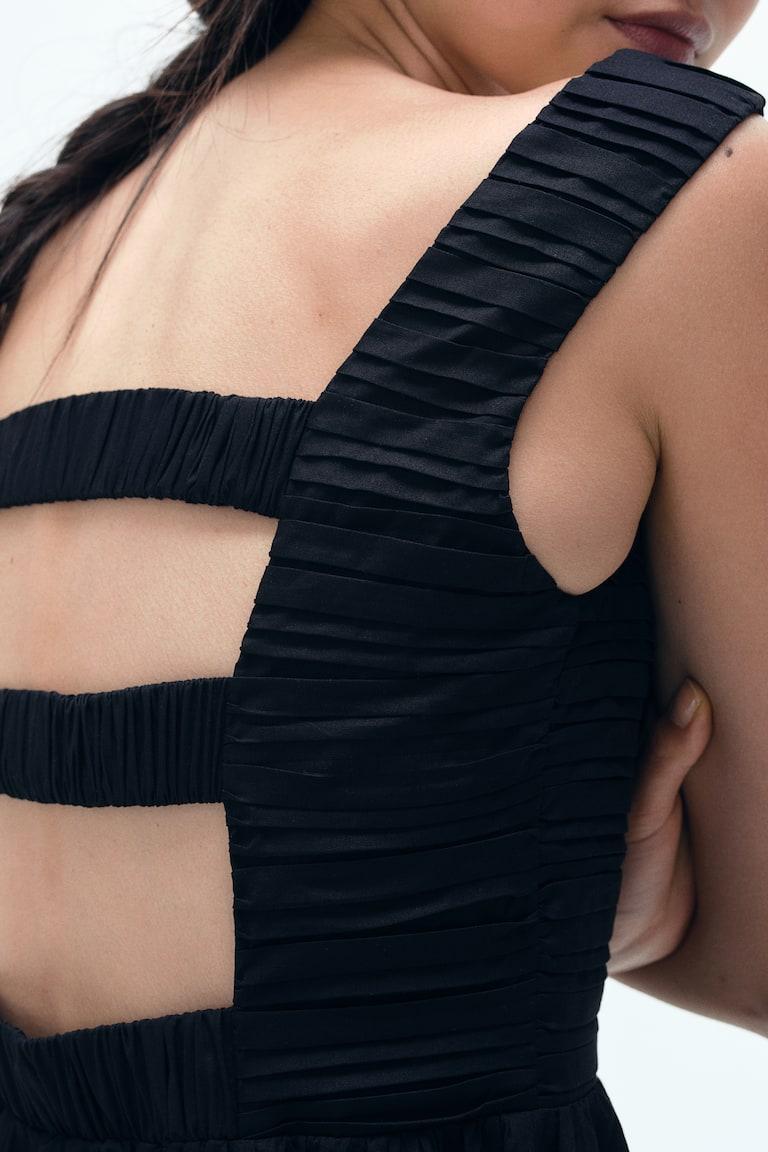 H&M Abito Plissettato Con Gonna Svasata - Nero - DONNA