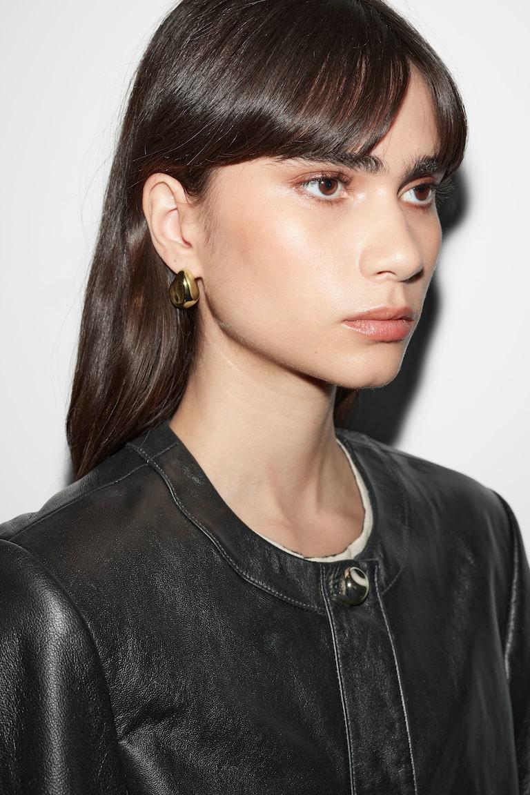 H&M Irregular Stud Earrings - Oro - DONNA