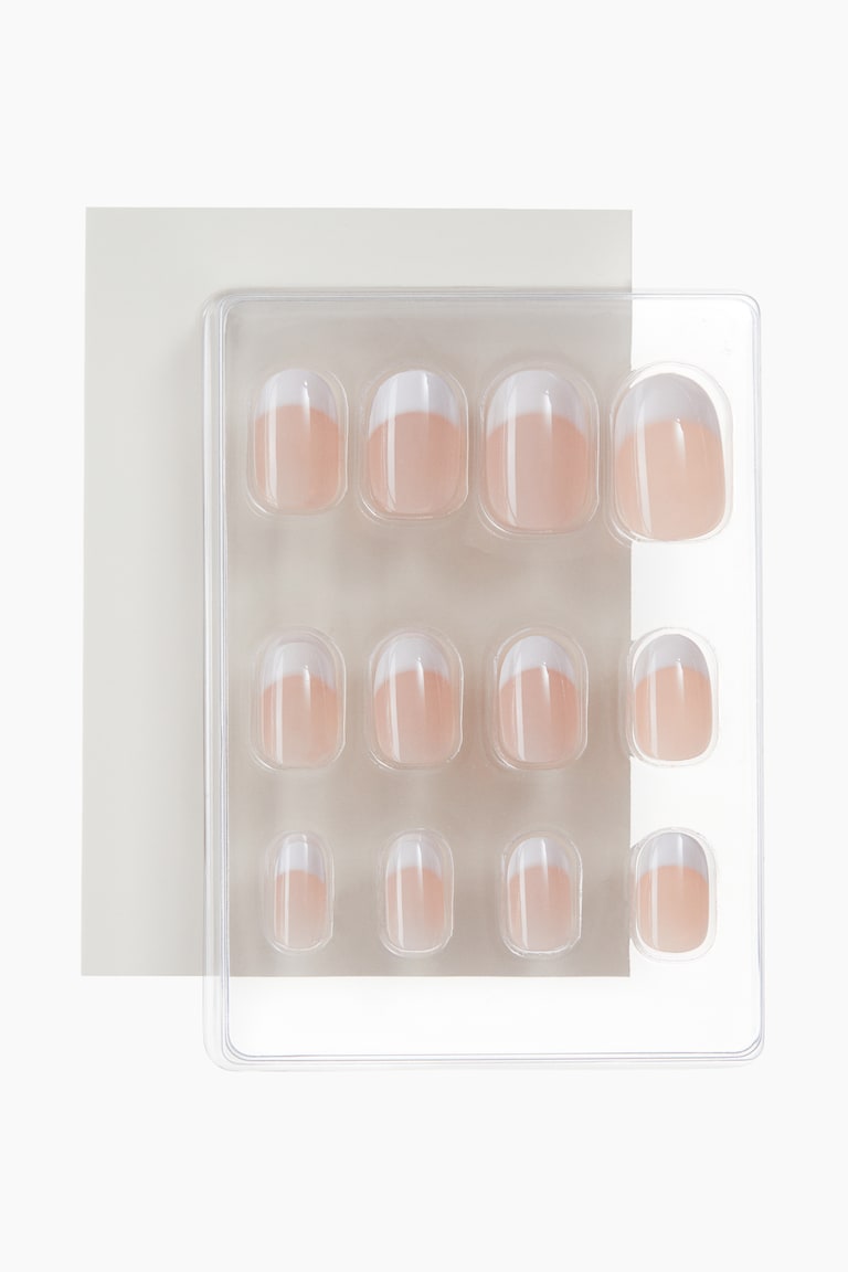 H&M Unghie Finte - French Mani - Beauty All