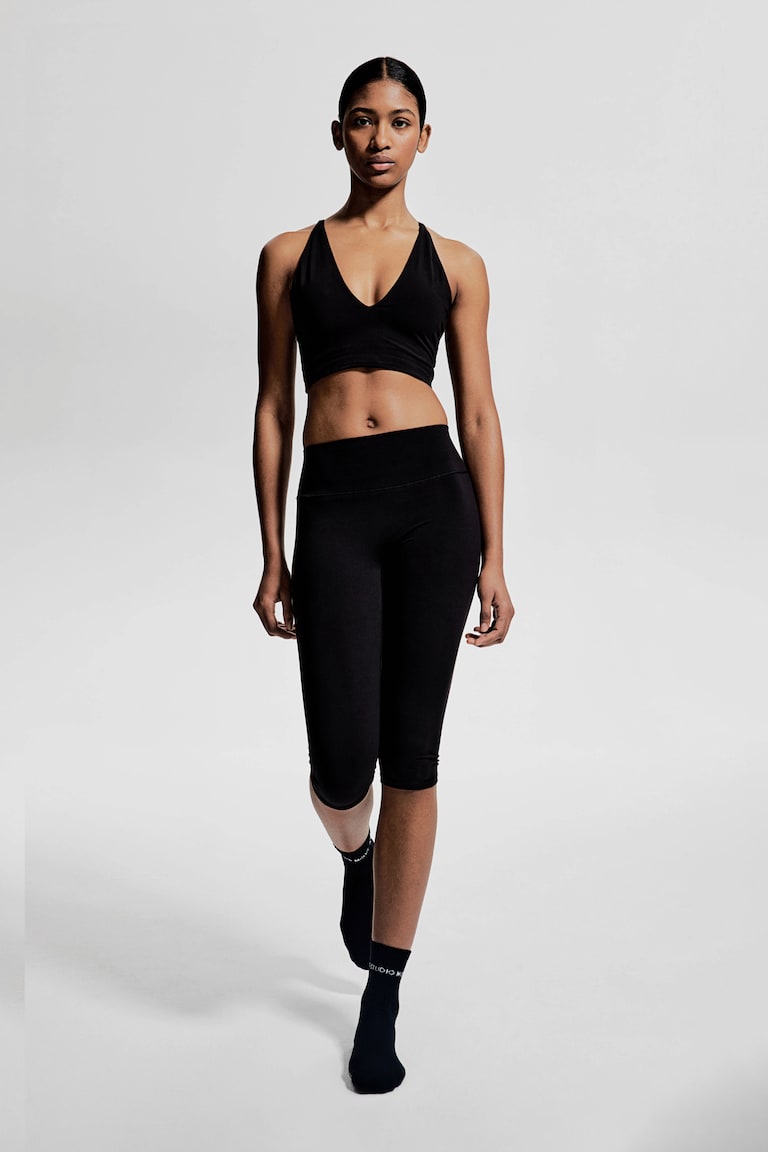 H&M Leggings sportivi a tre quarti con SoftMove™ - Grigio scuro - DONNA
