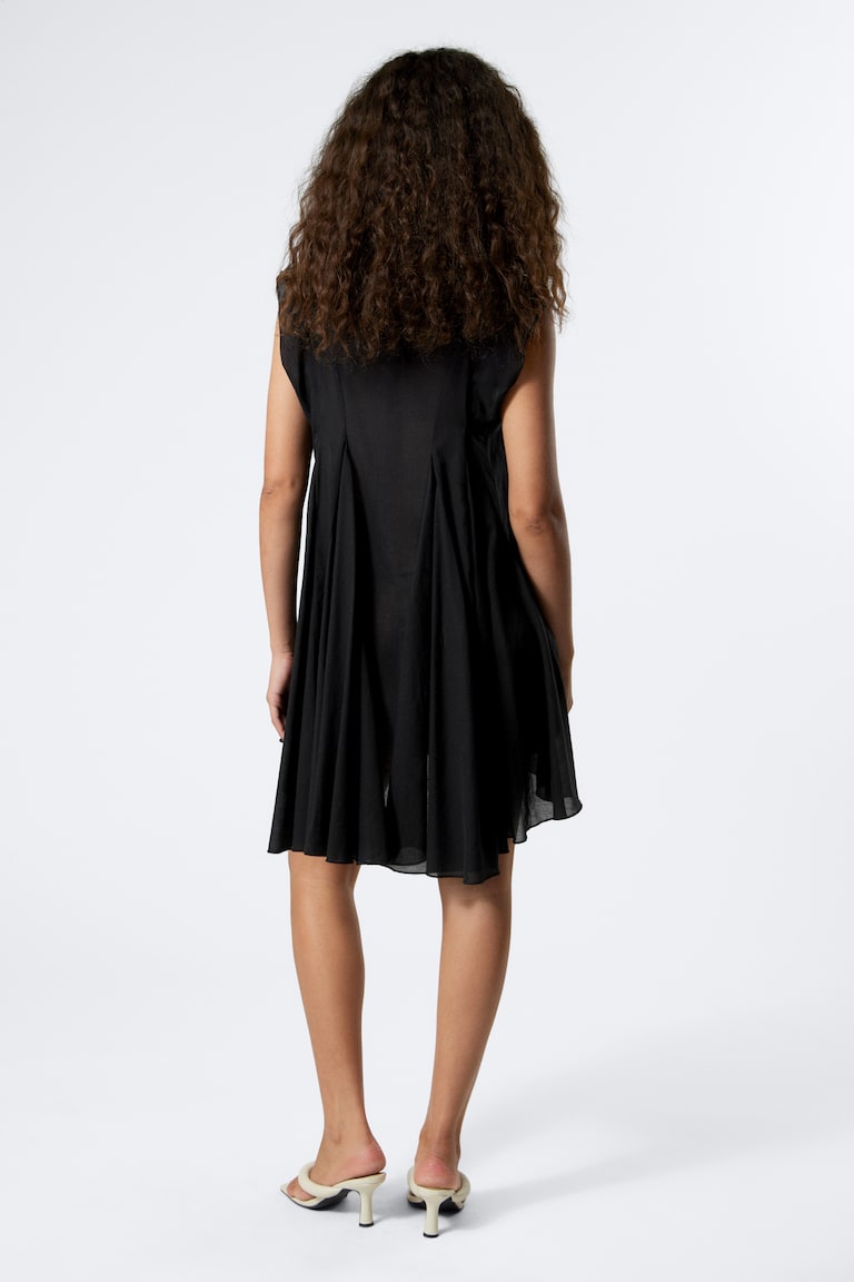 H&M Mini Abito Con Scollo A V E Linee Morbide - Nero - DONNA