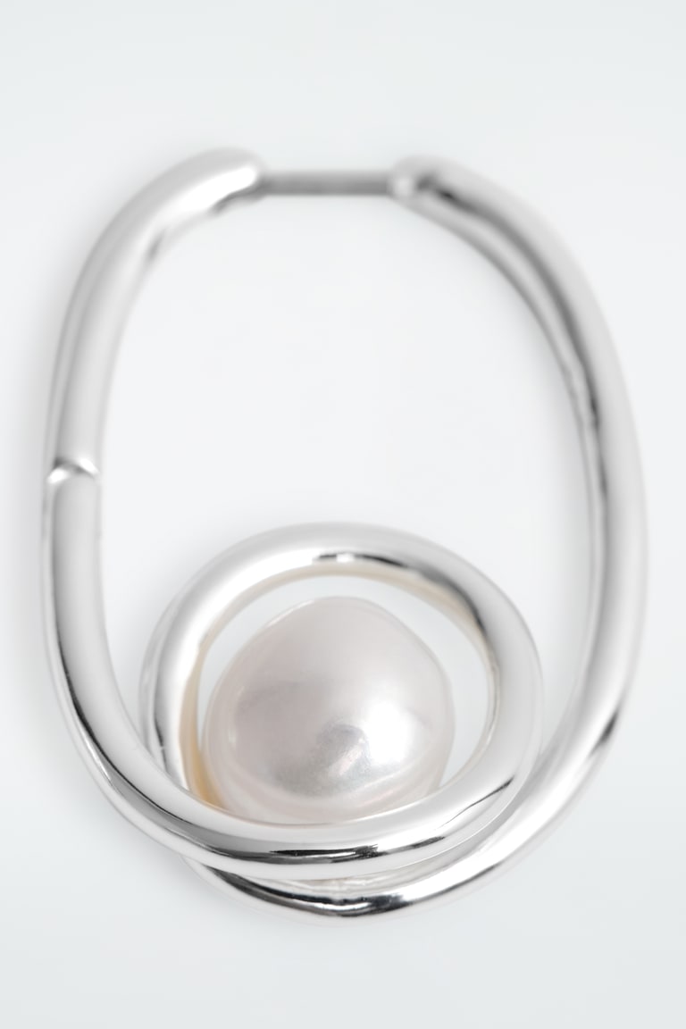 H&M ORECCHINI A CERCHIO CON PERLE D'ACQUA DOLCE - ORO - DONNA