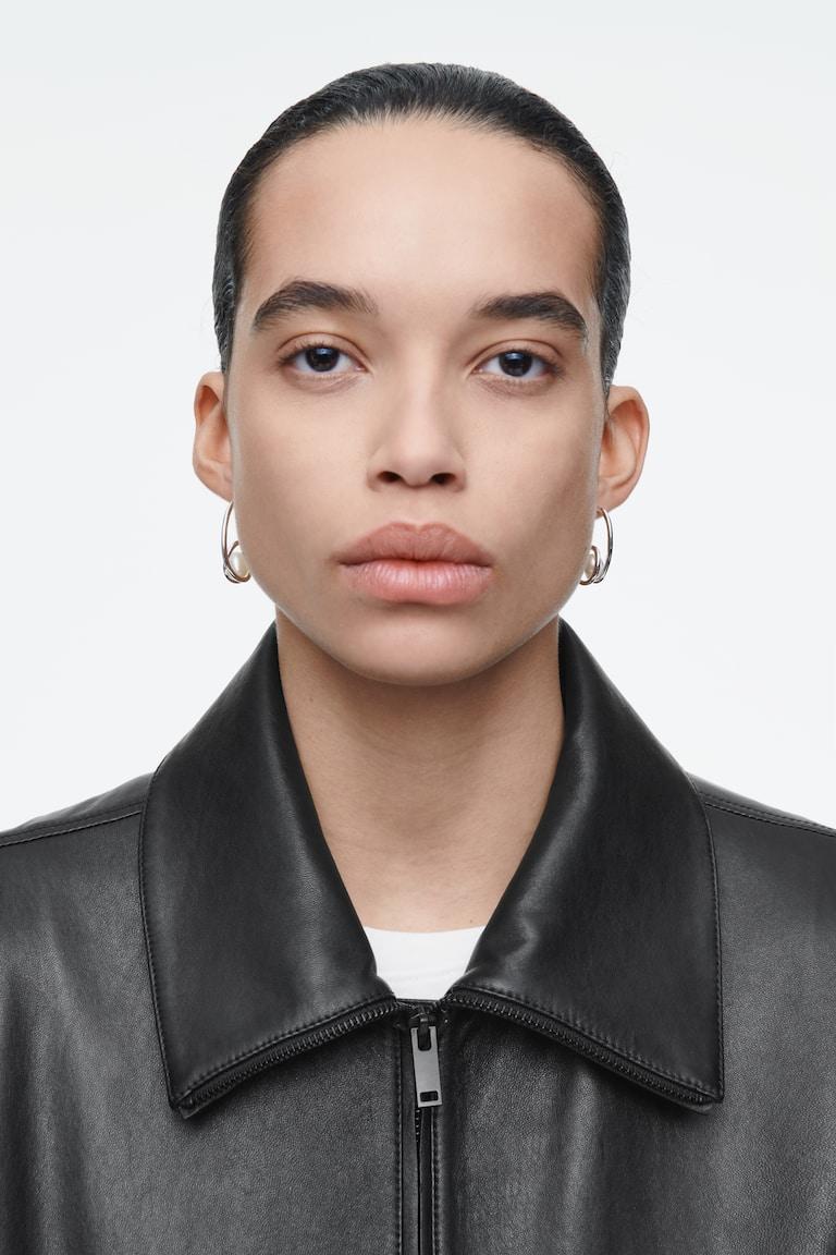 H&M ORECCHINI A CERCHIO CON PERLE D'ACQUA DOLCE - ORO - DONNA