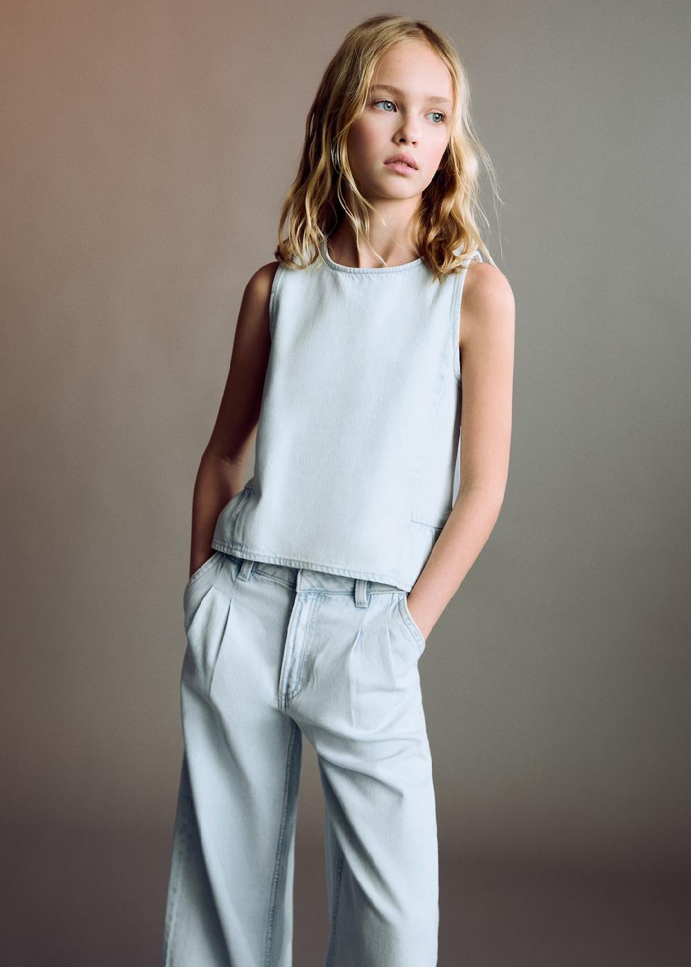 Mango Blusa denim volant