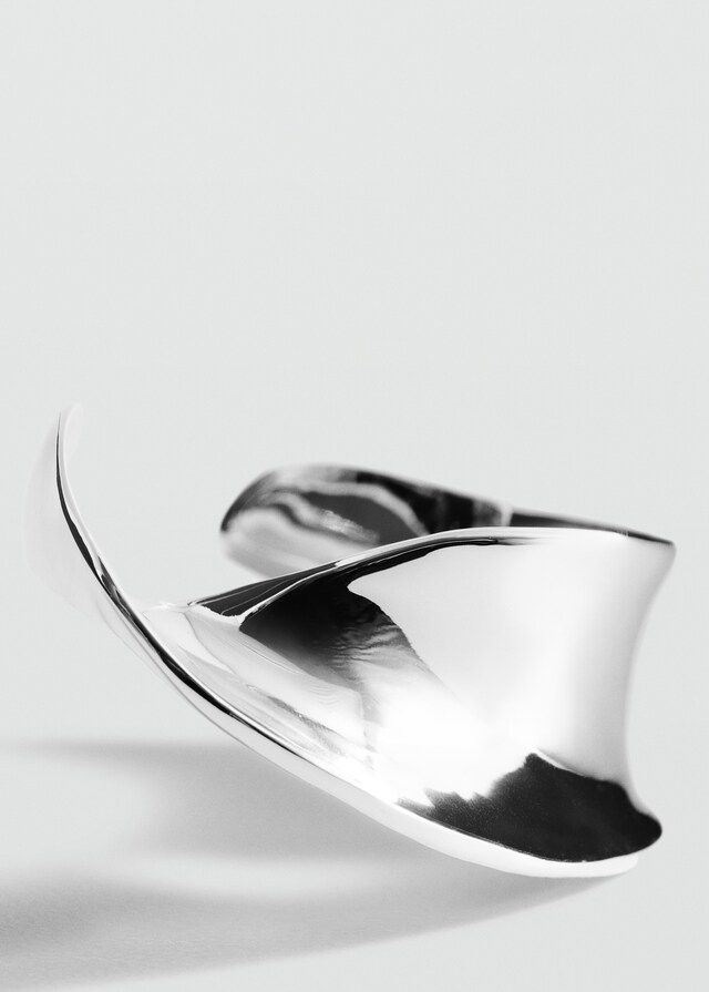 Mango Bracciale Rigido Attorcigliato