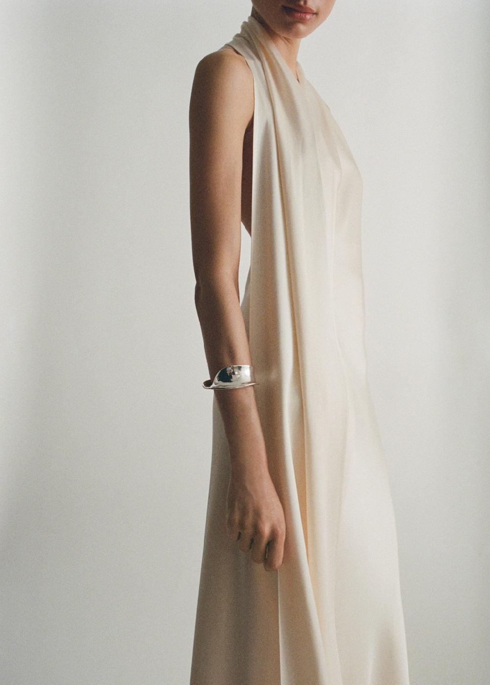 Mango Bracciale rigido attorcigliato